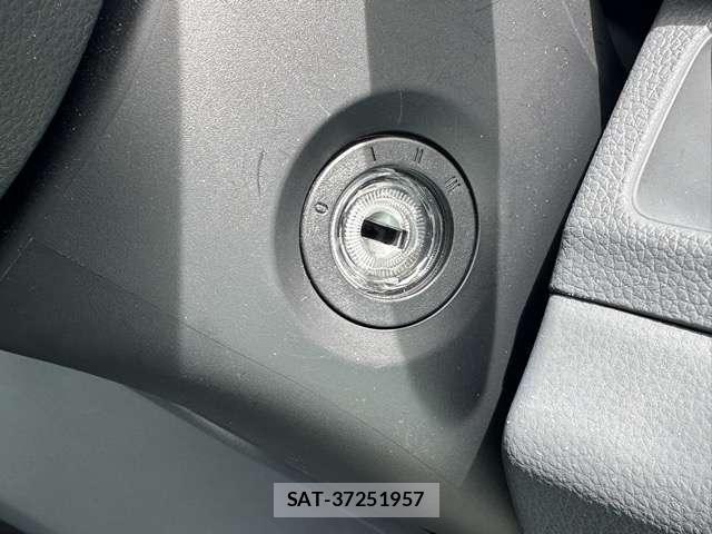 Honda N-VAN 2025-08 8549060-17