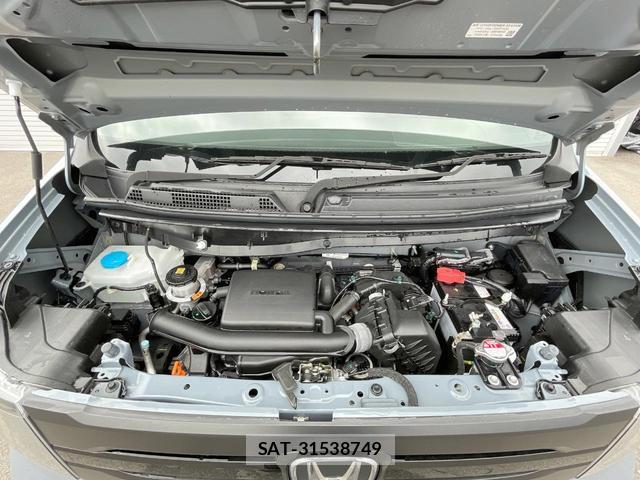 Honda N-VAN 2024-10 8549635-17