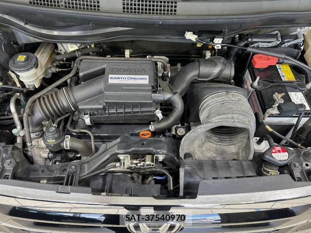 Honda N-WGN 2017-04 8551734-17