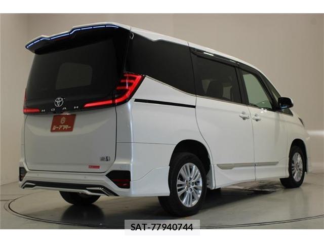 Toyota NOAH 2023-03 8545778-11