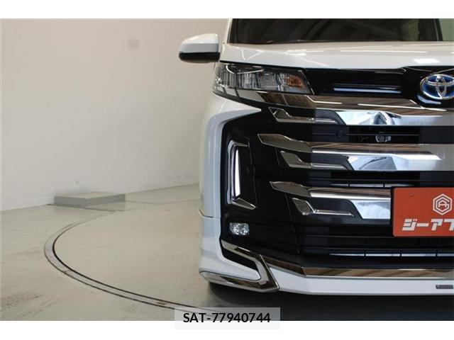 Toyota NOAH 2023-03 8545778-15