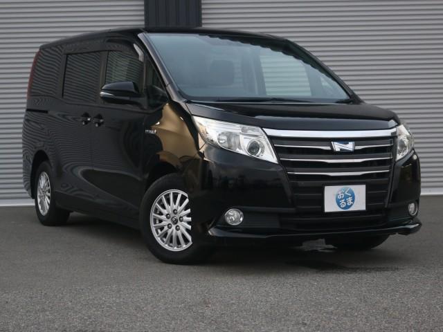Toyota NOAH 2015-02 8545898-0