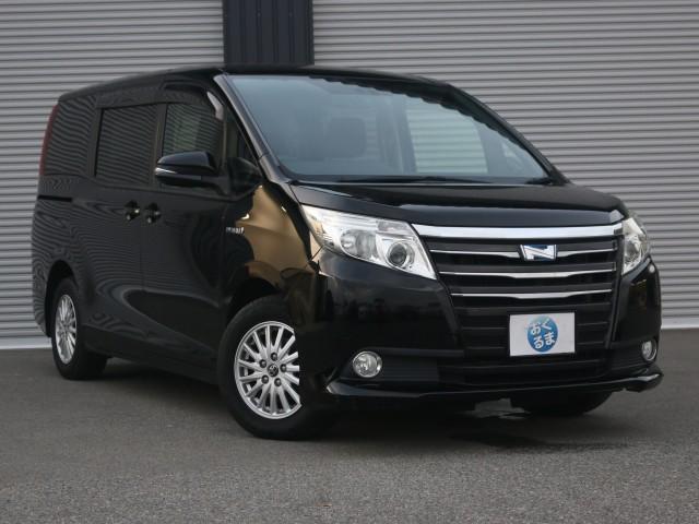 Toyota NOAH 2015-02 8545898-11