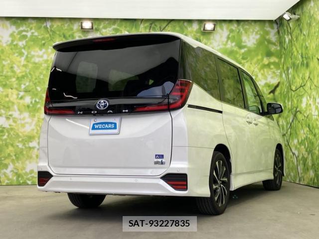 Toyota NOAH 2024-05 8546007-2