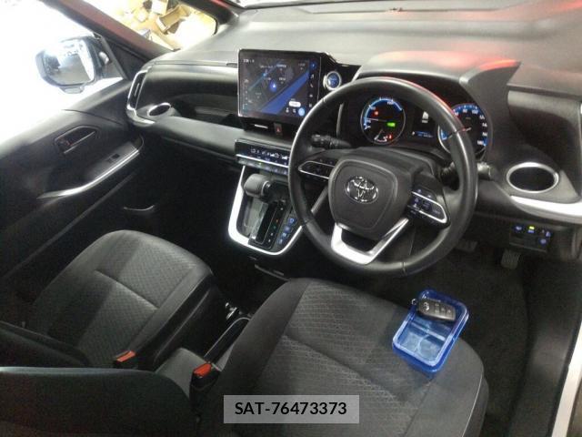Toyota NOAH 2022-08 8546416-2
