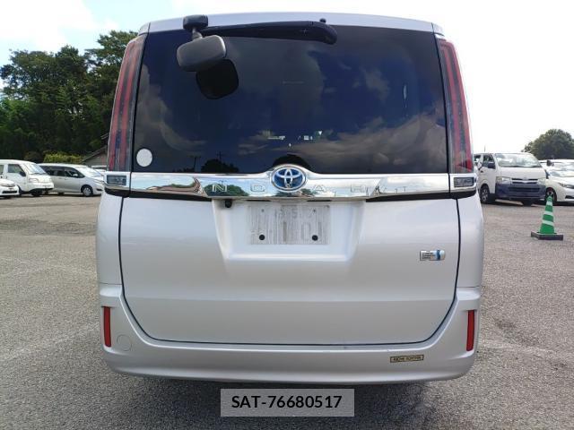 Toyota NOAH 2021-08 8546532-1