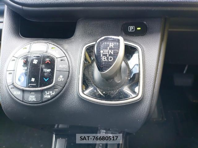 Toyota NOAH 2021-08 8546532-11
