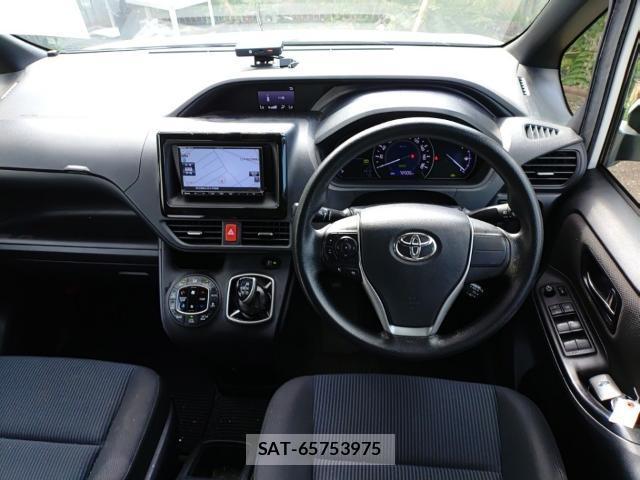 Toyota NOAH 2021-07 8546559-2
