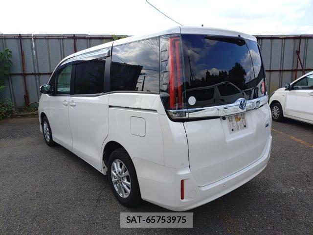 Toyota NOAH 2021-07 8546559-5