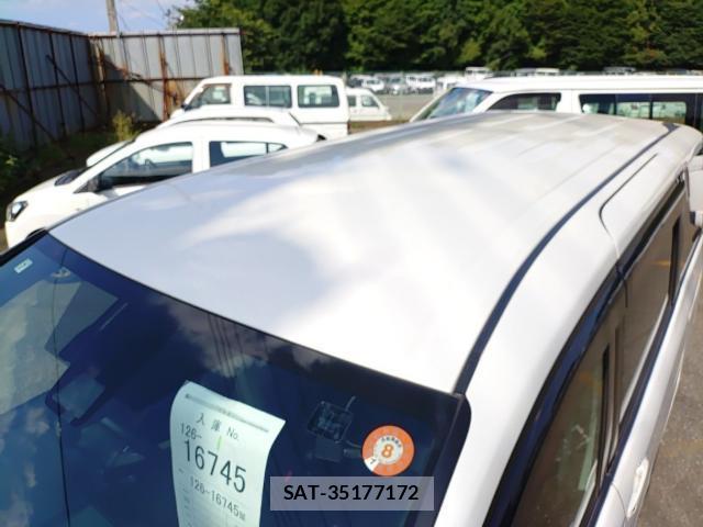Toyota NOAH 2021-07 8546561-6