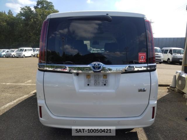 Toyota NOAH 2021-07 8546563-1