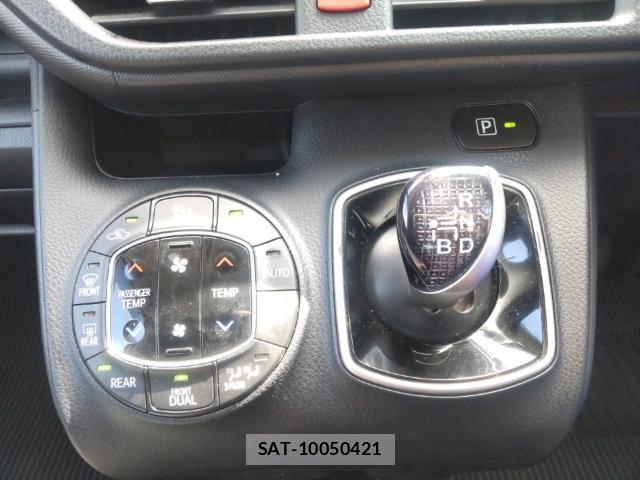 Toyota NOAH 2021-07 8546563-11