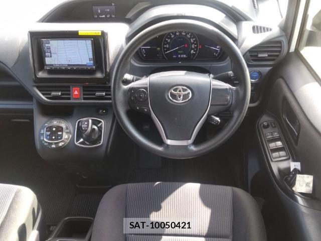 Toyota NOAH 2021-07 8546563-2