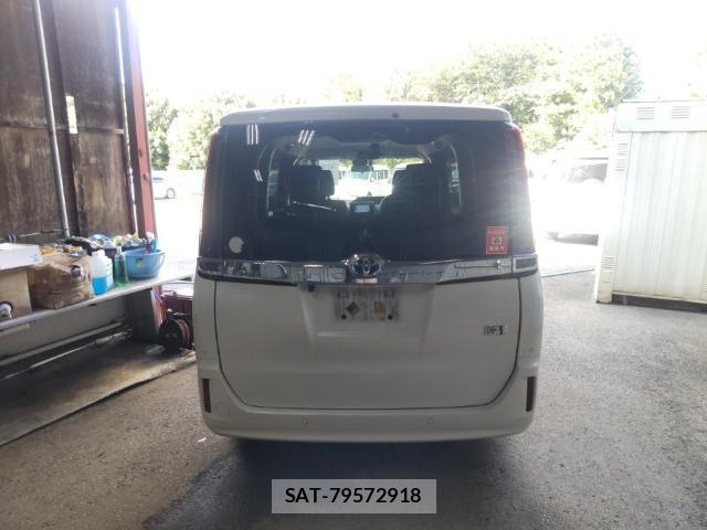 Toyota NOAH 2021-07 8546568-1