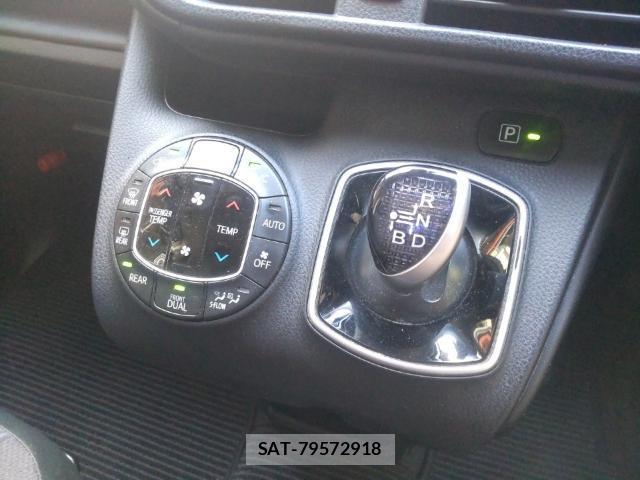 Toyota NOAH 2021-07 8546568-11