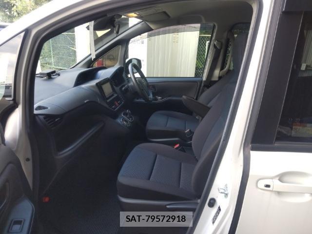 Toyota NOAH 2021-07 8546568-15