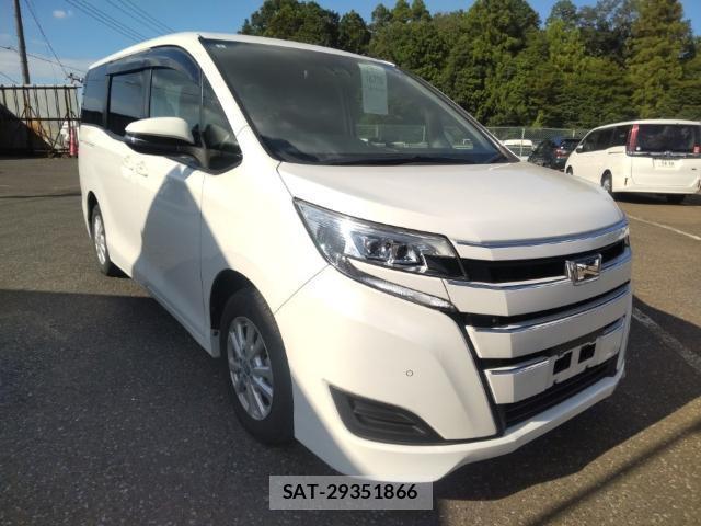 Toyota NOAH 2021-08 8546571-3