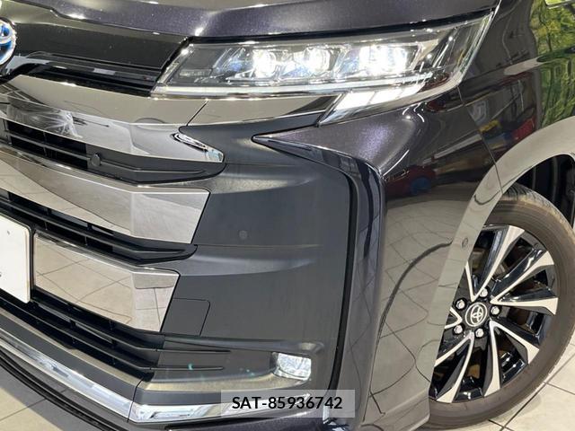 Toyota NOAH 2023-02 8546692-11