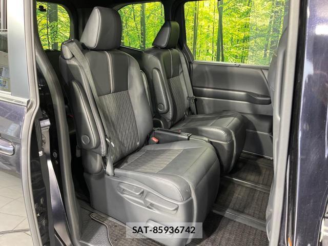 Toyota NOAH 2023-02 8546692-7