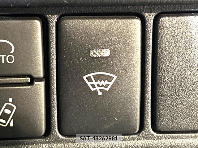 Toyota NOAH 2019-09 8546836-6