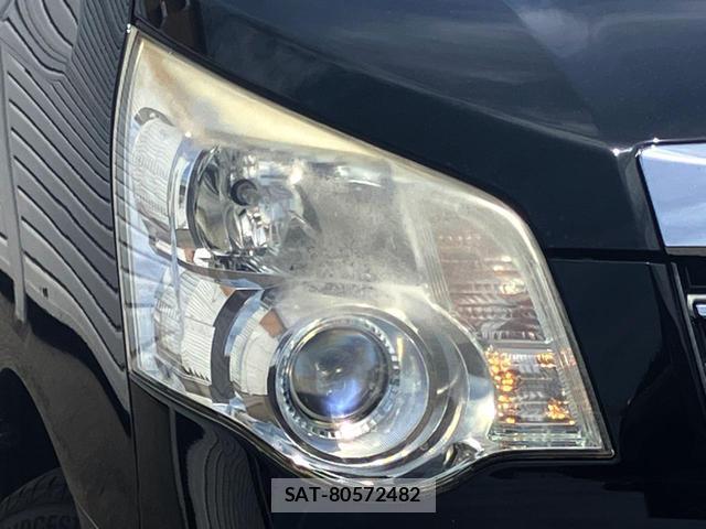 Toyota NOAH 2013-02 8547168-16