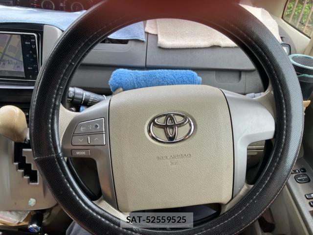 Toyota NOAH 2009-07 8547349-17
