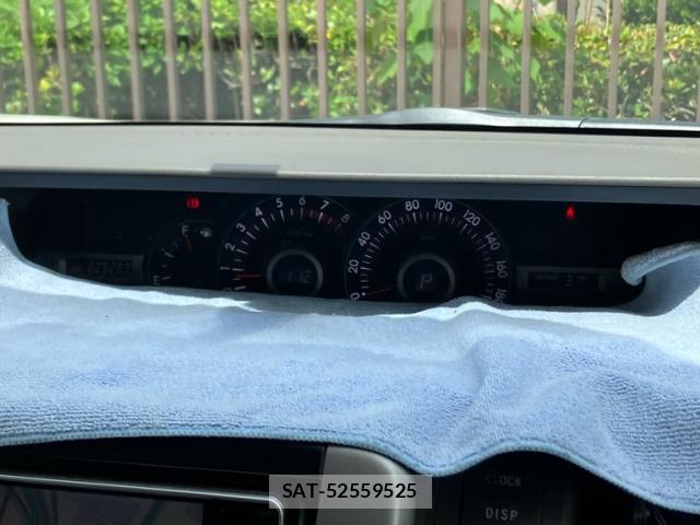 Toyota NOAH 2009-07 8547349-19