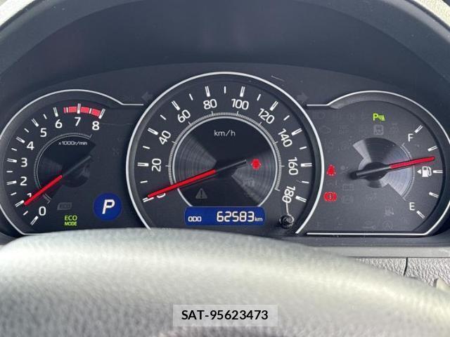 Toyota NOAH 2019-01 8547473-12