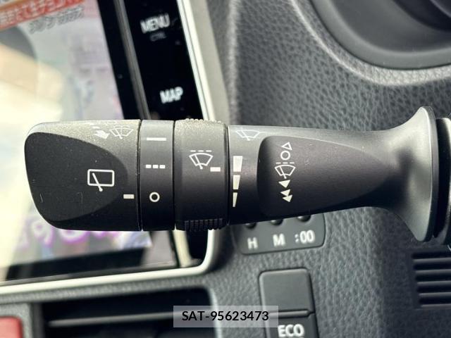 Toyota NOAH 2019-01 8547473-15