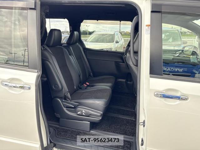Toyota NOAH 2019-01 8547473-4