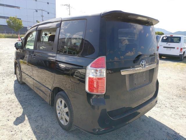 Toyota NOAH 2009-07 8547534-4