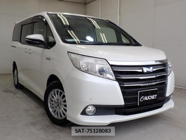 Toyota NOAH 2014-07 8547809-0