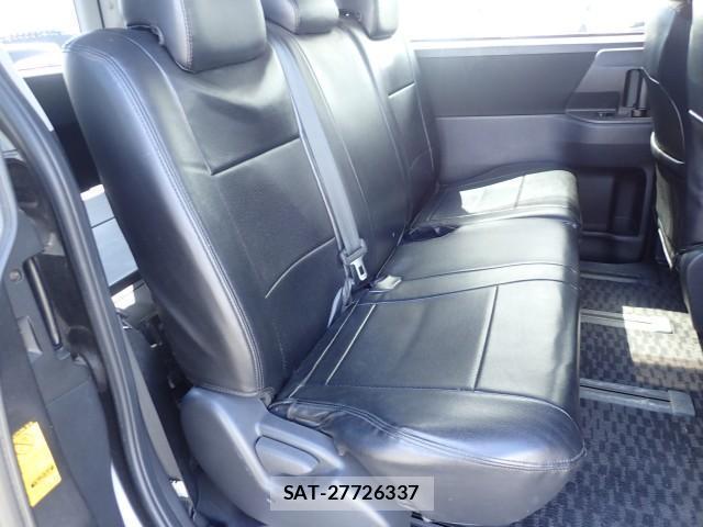 Toyota NOAH 2012-05 8547954-6