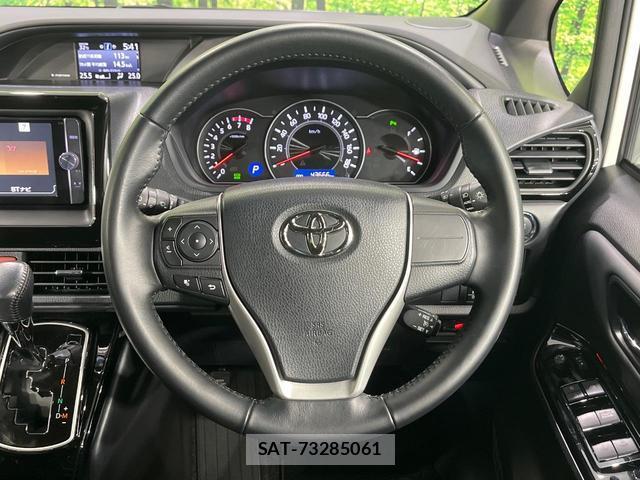 Toyota NOAH 2021-11 8548080-11