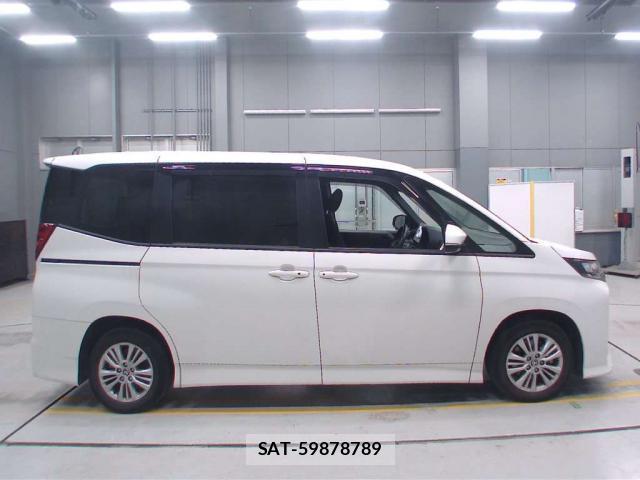 Toyota NOAH 2023-09 8548415-8