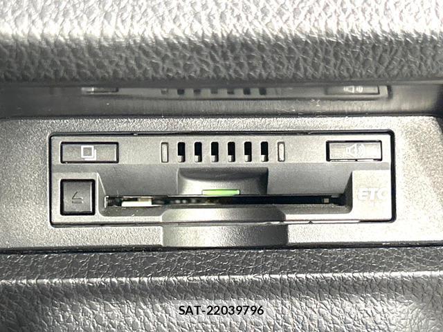 Toyota NOAH 2019-05 8548638-4