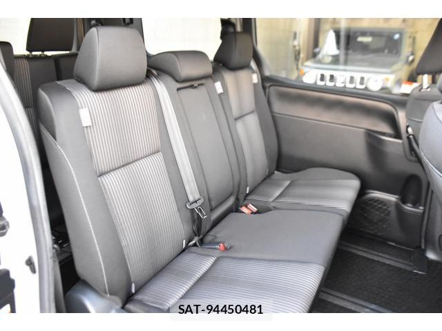 Toyota NOAH 2021-12 8548654-18
