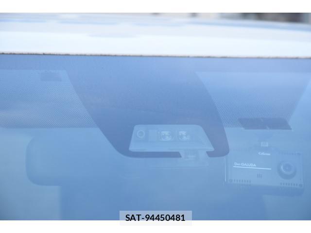 Toyota NOAH 2021-12 8548654-4