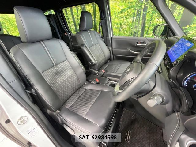 Toyota NOAH 2023-10 8549015-7