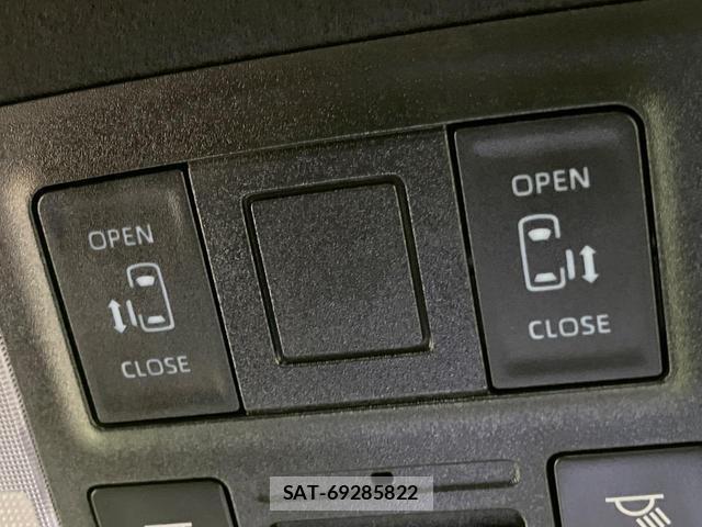 Toyota NOAH 2025-10 8549212-5