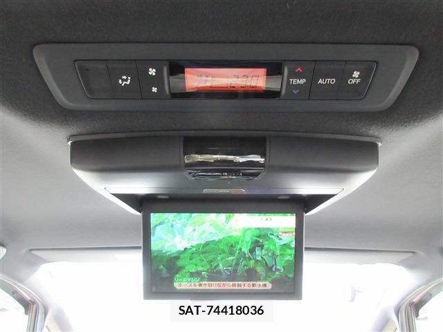 Toyota NOAH 2019-08 8549470-12