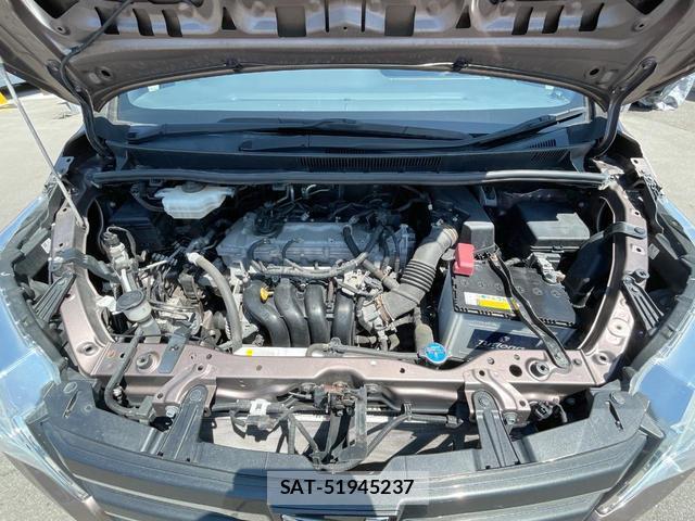 Toyota NOAH 2015-11 8549628-16