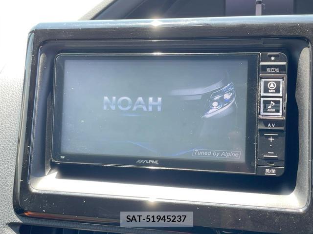 Toyota NOAH 2015-11 8549628-2