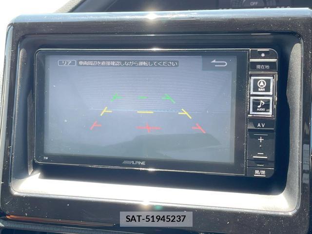 Toyota NOAH 2015-11 8549628-3