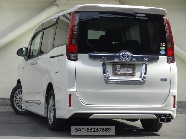 Toyota NOAH 2015-05 8549724-4