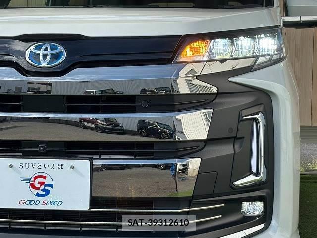 Toyota NOAH 2022-02 8549736-19