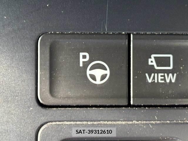 Toyota NOAH 2022-02 8549736-6