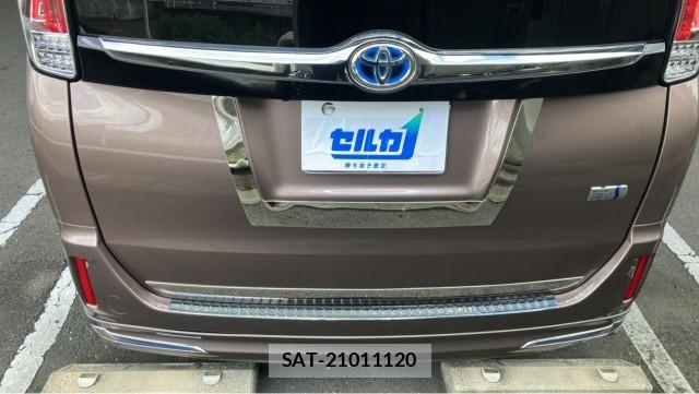 Toyota NOAH 2016-03 8550277-1