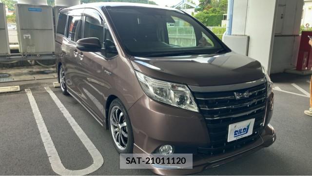 Toyota NOAH 2016-03 8550277-11