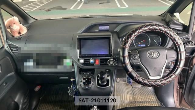 Toyota NOAH 2016-03 8550277-2